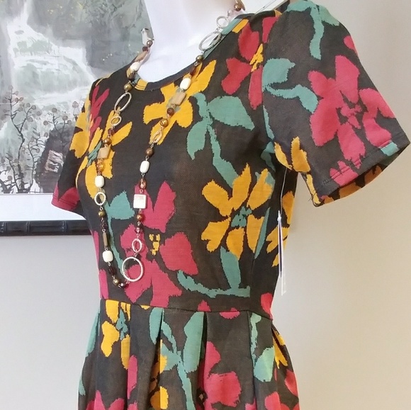 LULAROE Amelia XS Fall Leaves Print Dress NWT - Picture 3 of 9